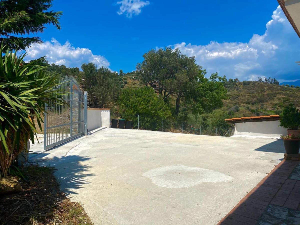 Villa Chiara 阿谢亚 外观 照片